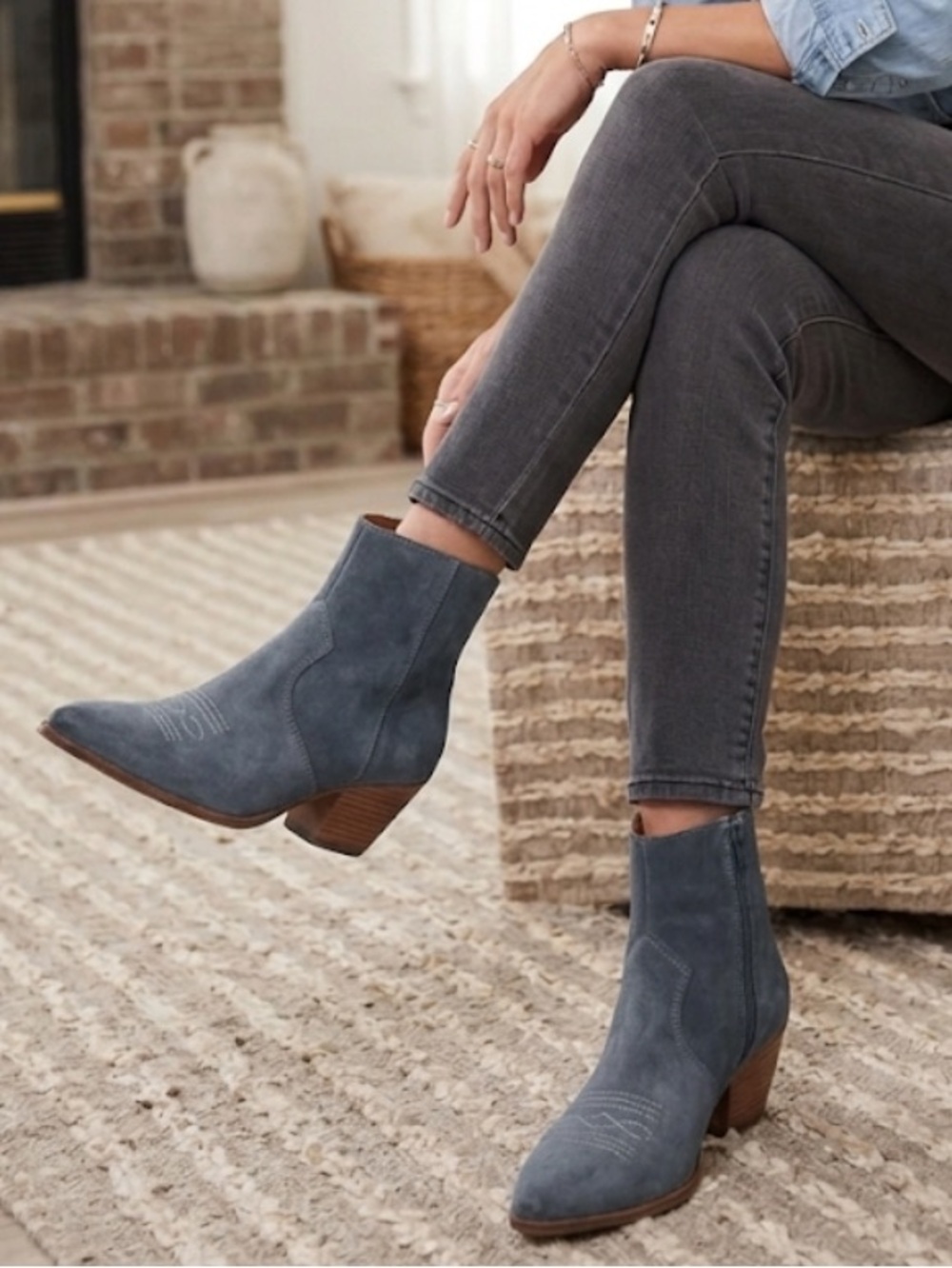 Lucky Brand Goddiy Suede Western Booties Cowgirl Ankle Blue Size 8.5